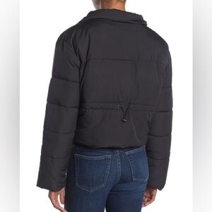 Double Zero Women's Black Puffer Jacket Size L